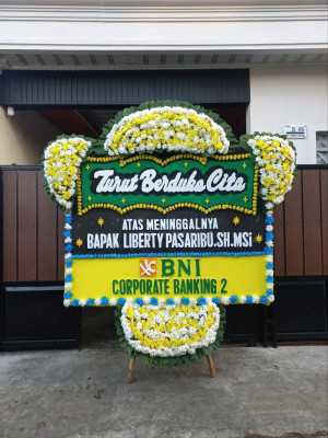 Papan Bunga Duka di Hadimulyo Barat